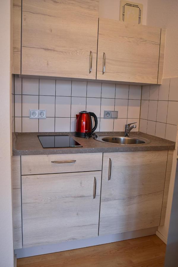 Ruhige Wohnung Im . Private Parkplatz ,Balkon ,Netflix Norimberga Esterno foto